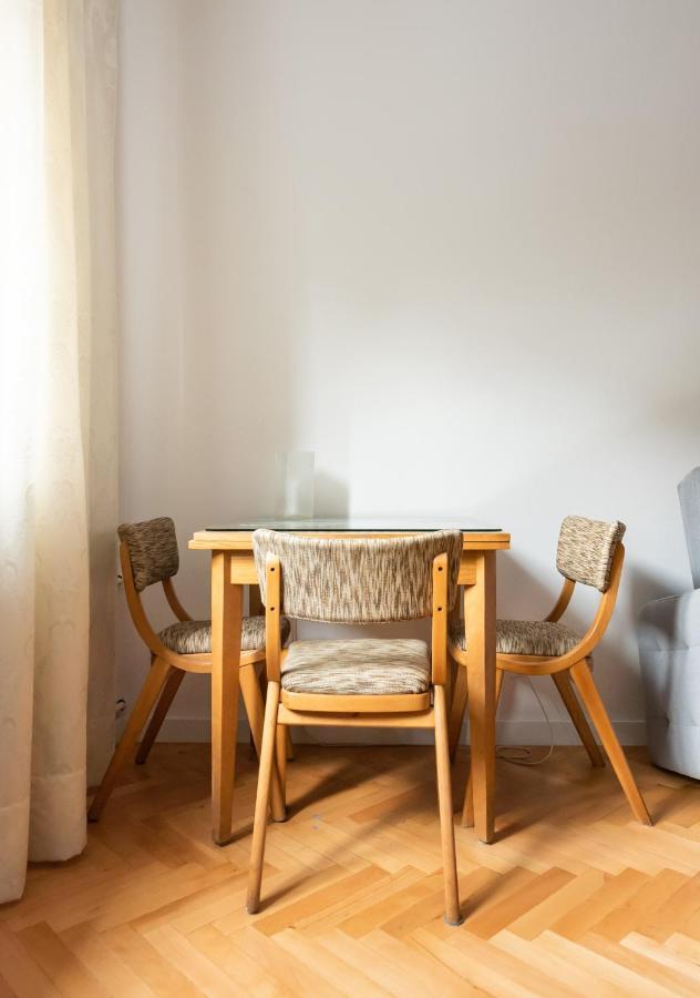 Plac Zbawiciela 3-Bedroom Apartment Warschau Buitenkant foto