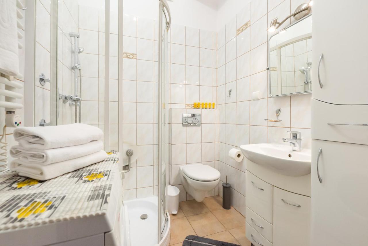 Plac Zbawiciela 3-Bedroom Apartment Warschau Buitenkant foto